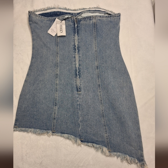 Cider Strapless Denim Dress - Picture 10 of 16